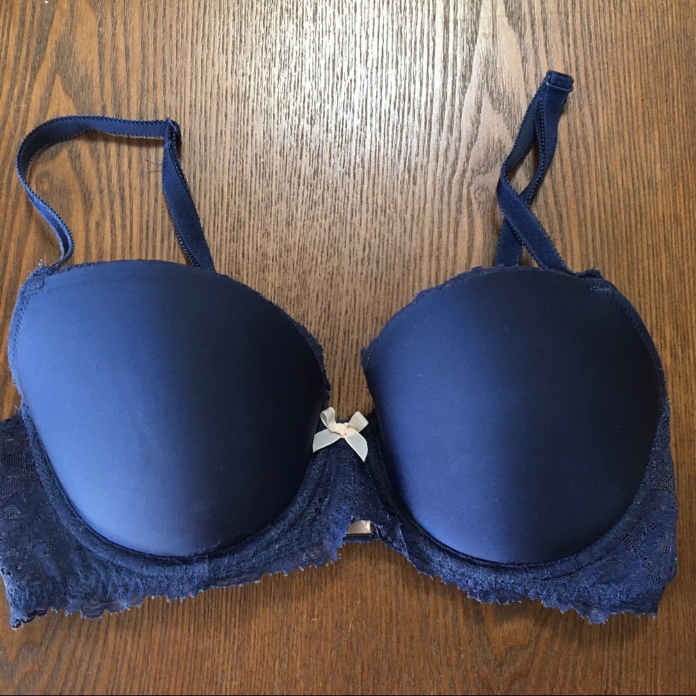 Victoria’s Secret Demi cup underwear bra 32D Navy